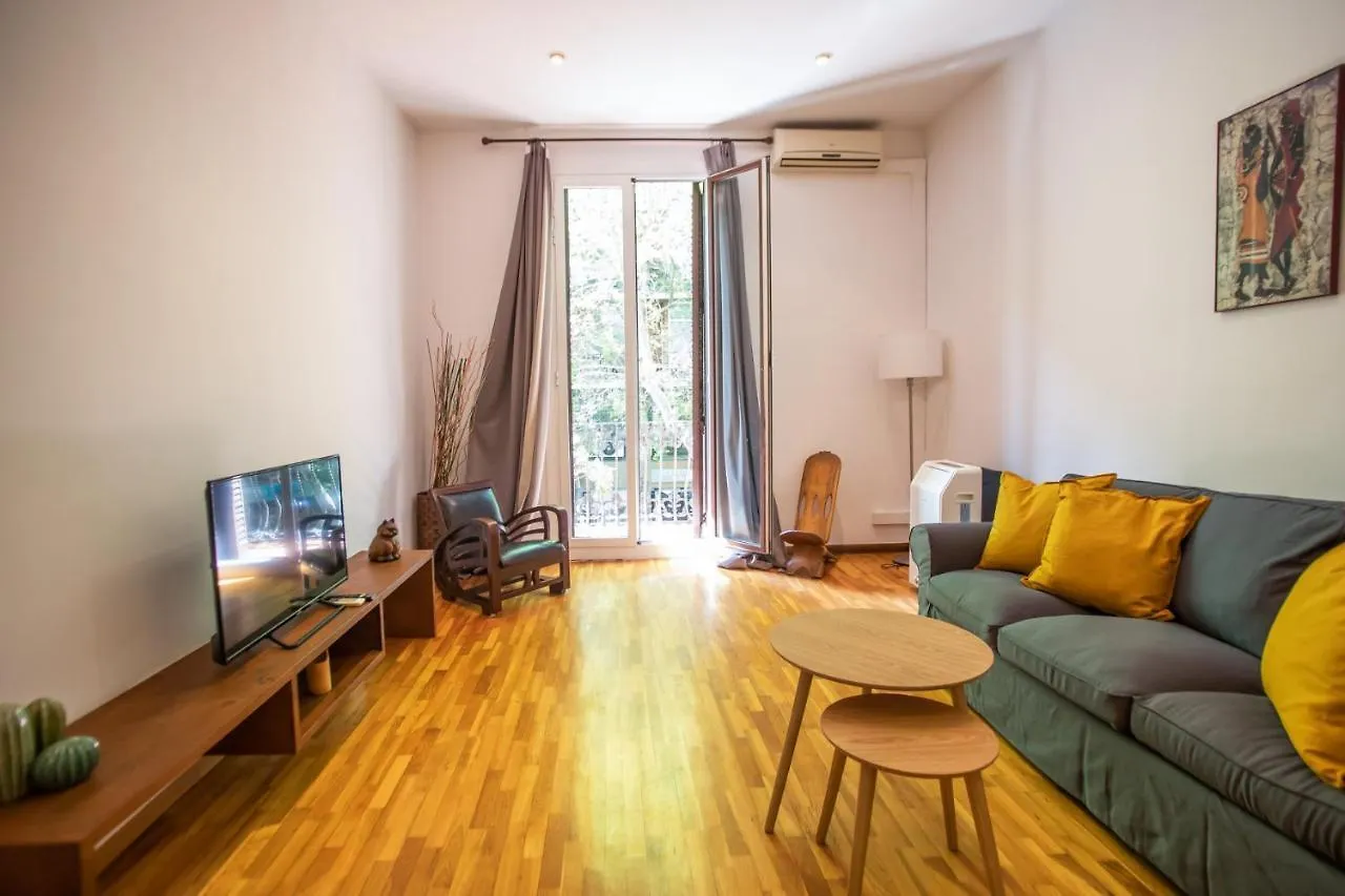 P2Ari1046 - Magnific 2Bed Apartment In The City Center Barcelona 0*,  Spain